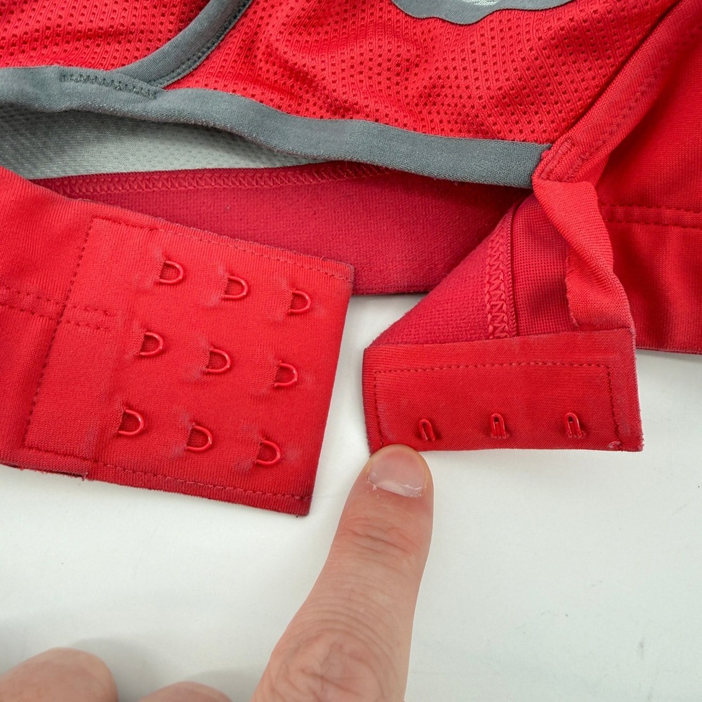 Brooks Moving Comfort Juno Racerback Sports Bra Red 32DD Hook Loop Straps 350025 - Picture 8 of 10